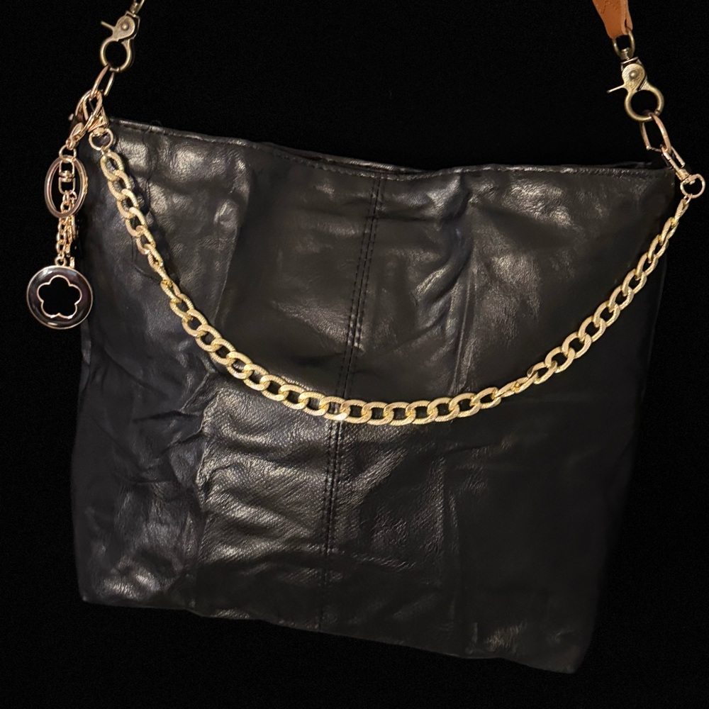 Elegant Black Leather Shoulder Bag with Gold Chain